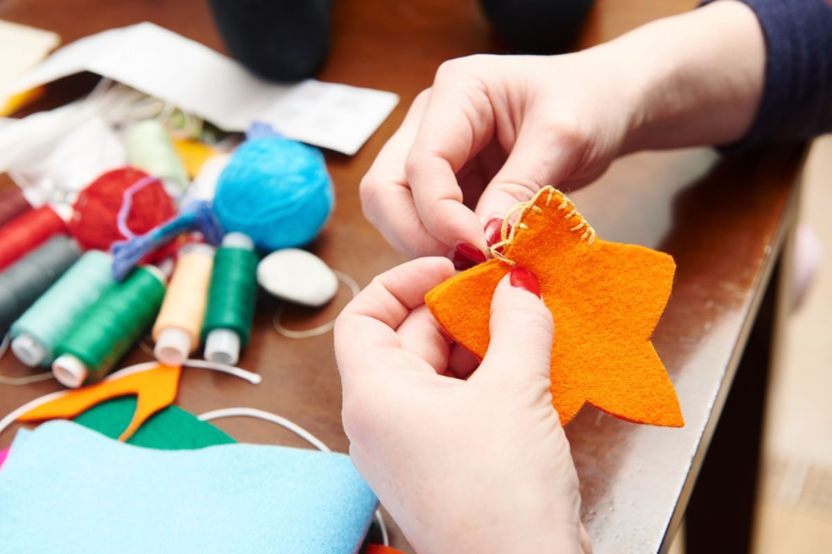 Rüyada Dikmek (dikiş) görmek